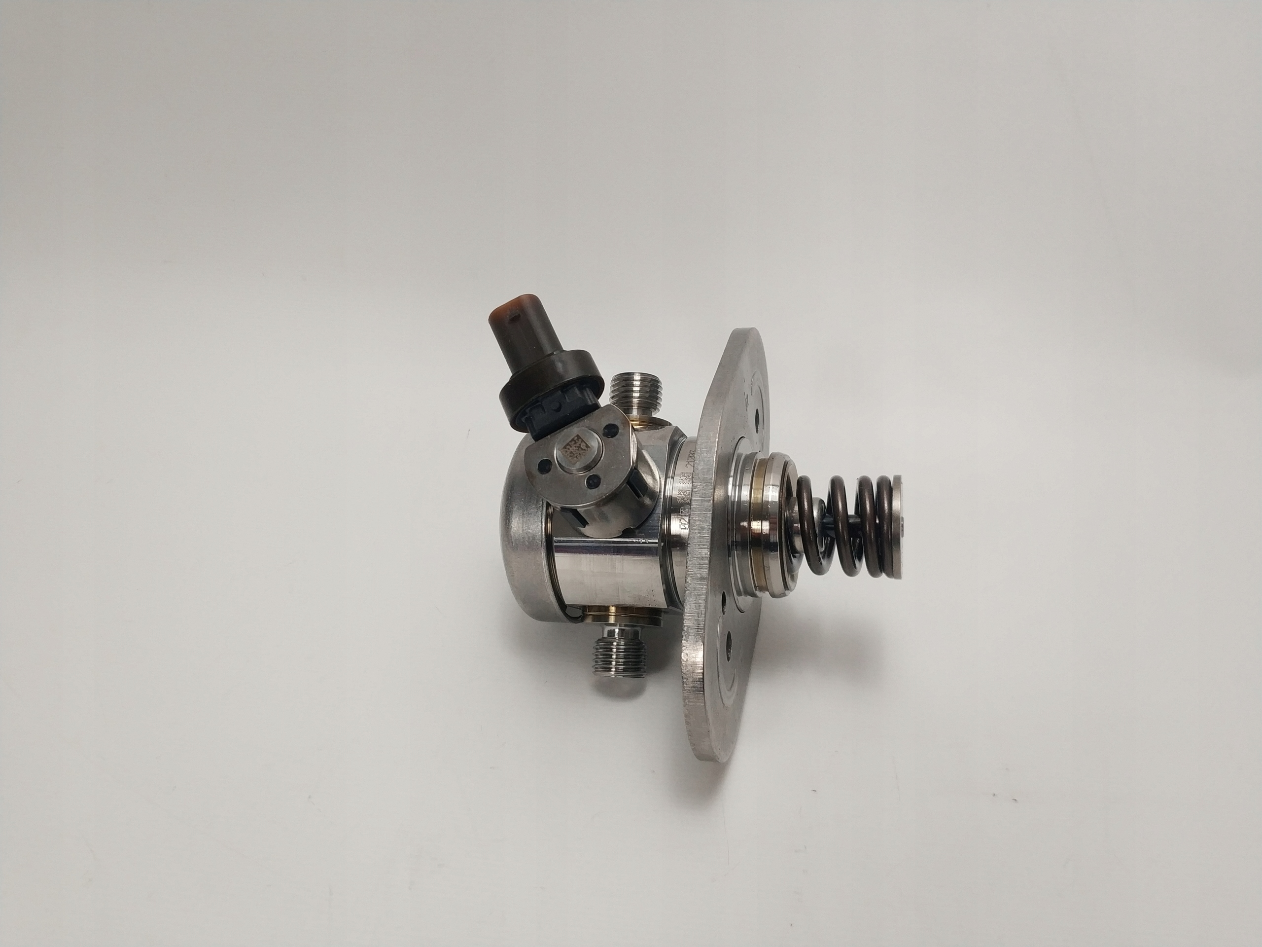 BMW 3 G20 G21 MINI 1.5 T pompa wysokiego ciśnienia 8631642 0261520521