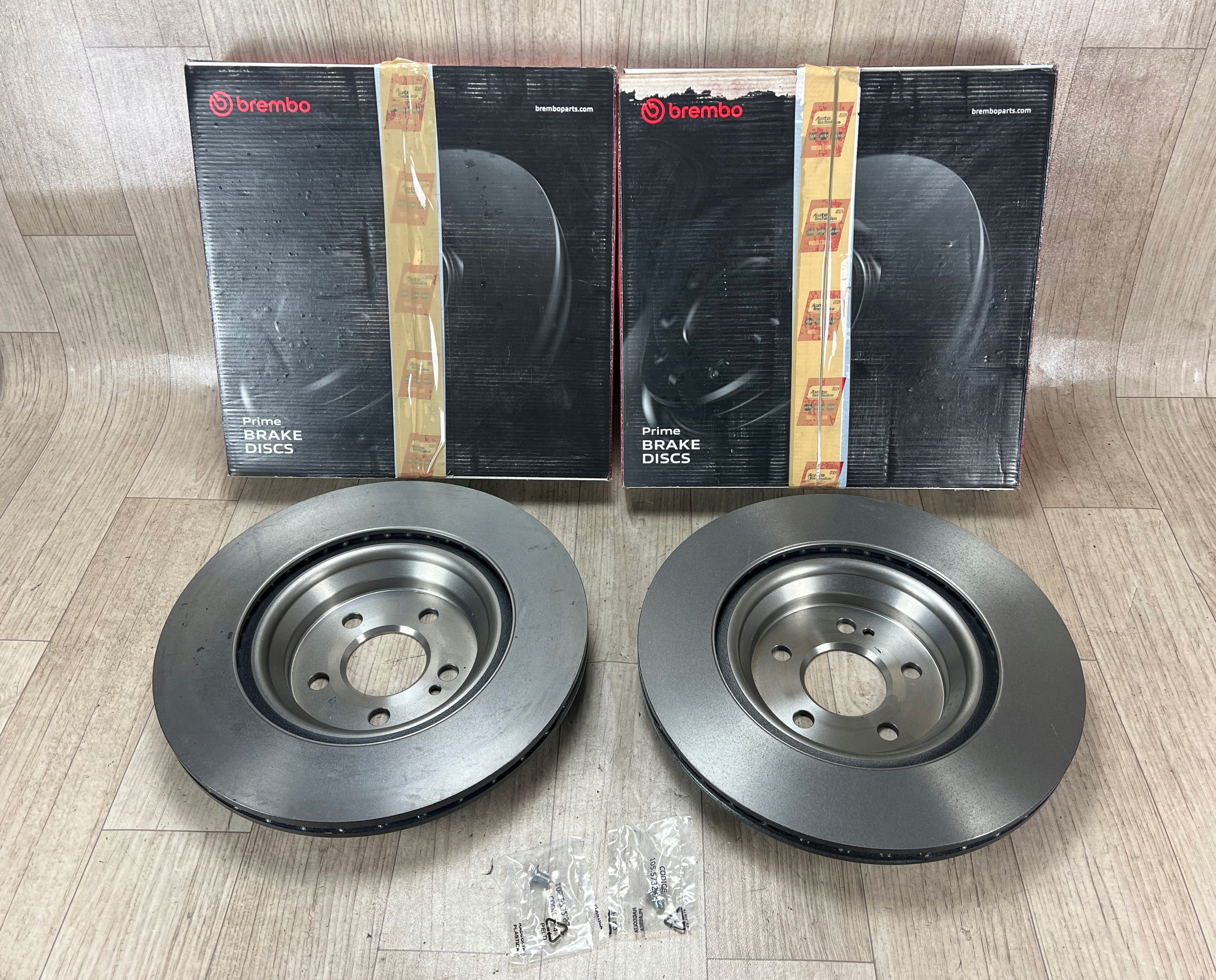 MERCEDES GLE W167 BREMBO tarcze hamulcowe tył tylne 09.D984.11 KOMPLET
