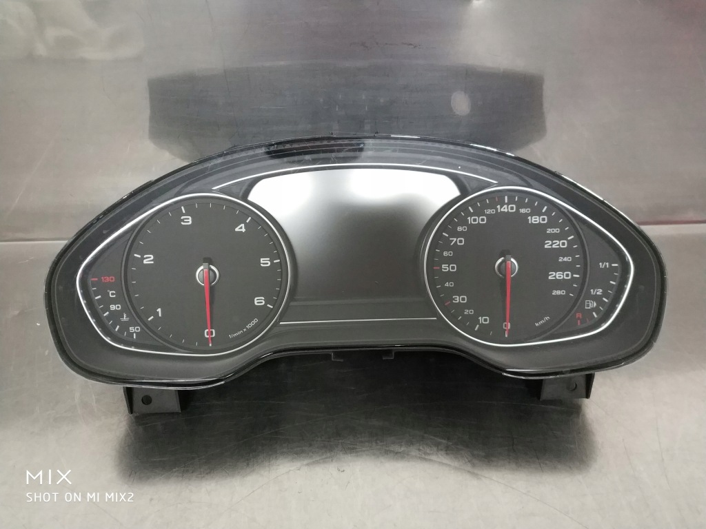 Audi A8 D4 licznik zegary 4H0920900A KATOWICE