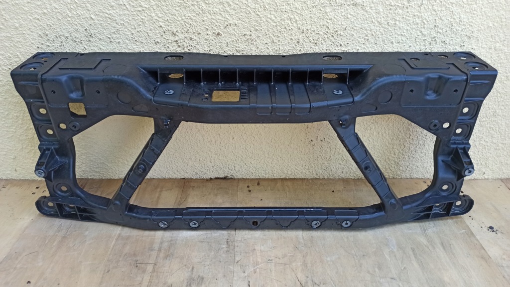 LAND ROVER DEFENDER II 2 pas przód przedni wzmocnienie L8B2-16E144-A