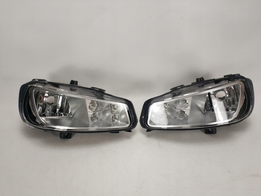 MERCEDES ACTROS MP4 W960 halogeny LED KOMPLET