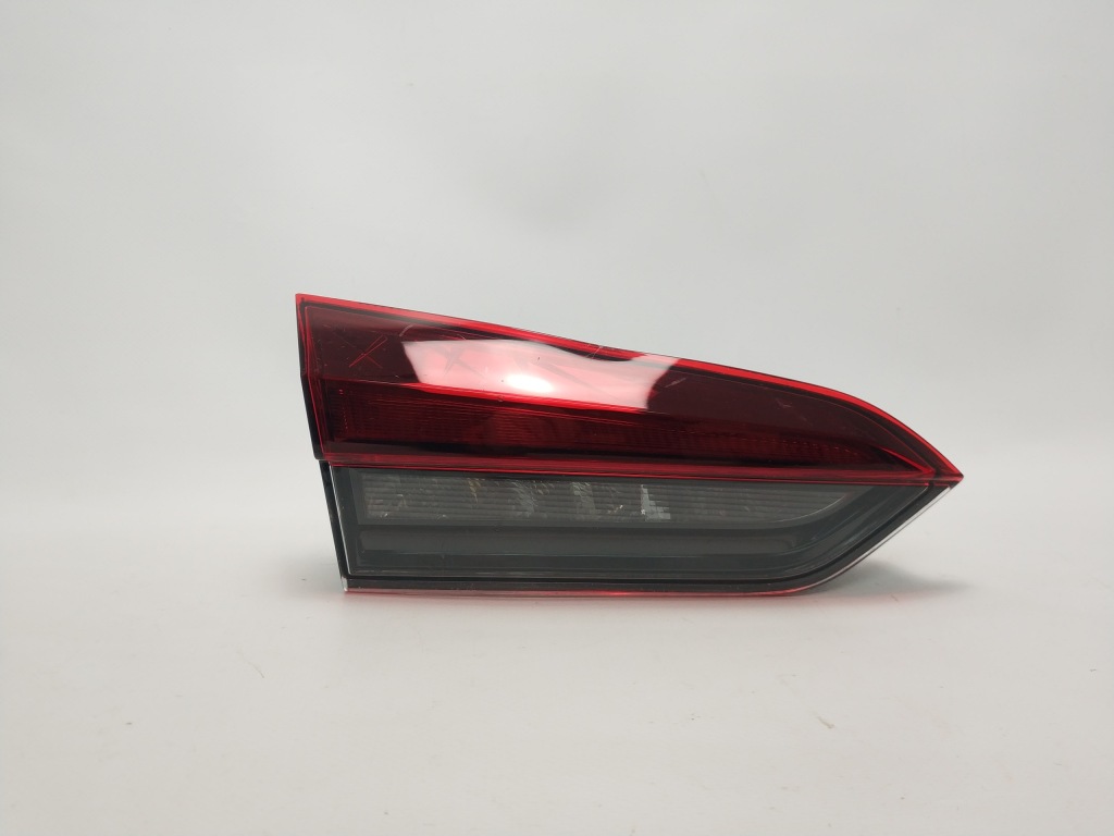 SKODA RAPID II 2 lampa LED w klapę tył tylna lewa