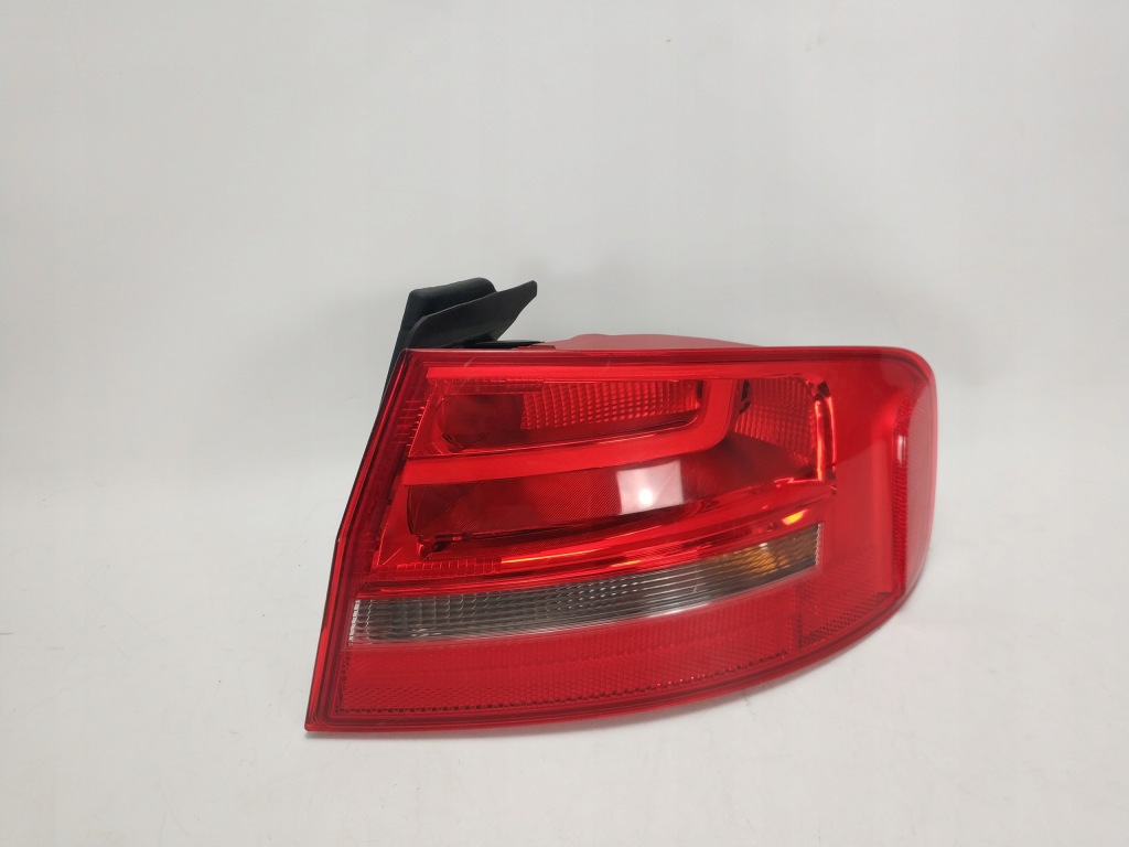 AUDI A4 B8 LIFT SEDAN 8K5 lampa tył tylna prawa