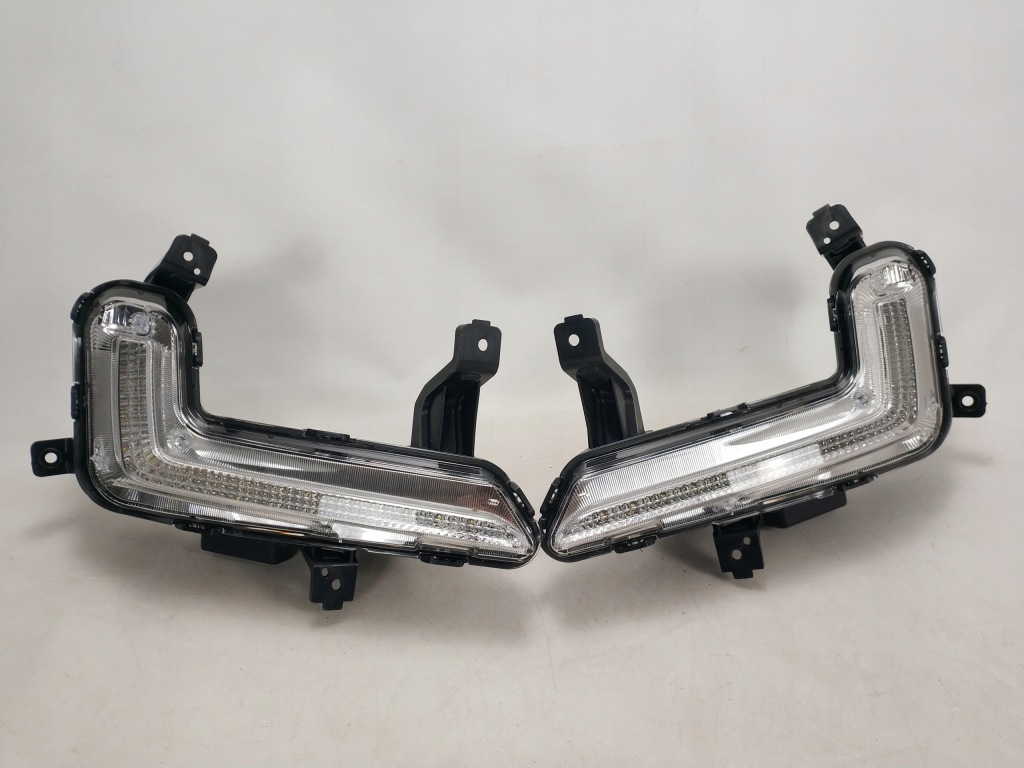 HYUNDAI TUCSON III 18r- halogeny DRL przód przednie KOMPLET