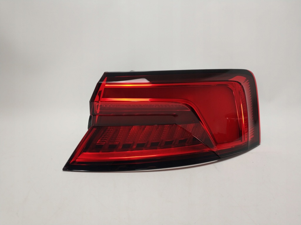AUDI A5 RS5 COUPE 8W6 lampa MATRIX tył tylna prawa