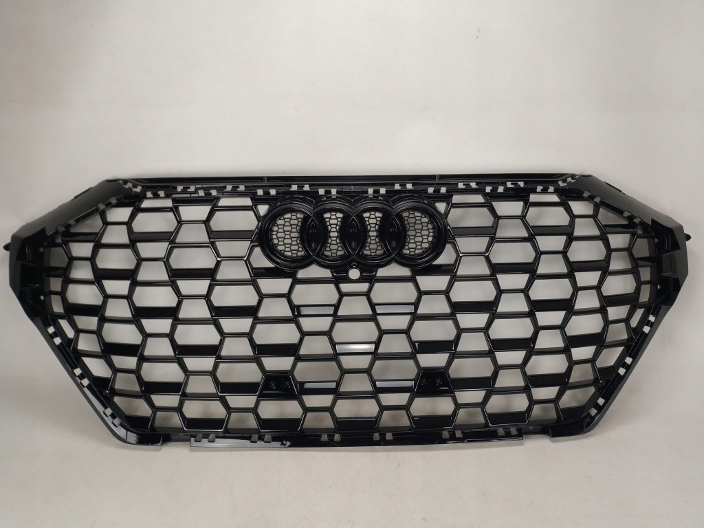 AUDI RSQ3 RS Q3 83A grill atrapa silnika emblemat 83A853651D
