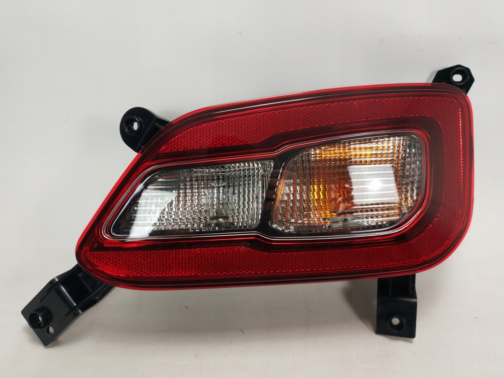 HYUNDAI KONA ELECTRIC lampa w zderzak tylna prawa 92406-K4000