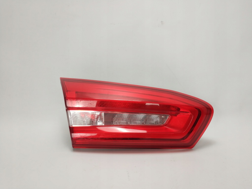 FORD FOCUS MK4 HB lampa w klapę tylna lewa