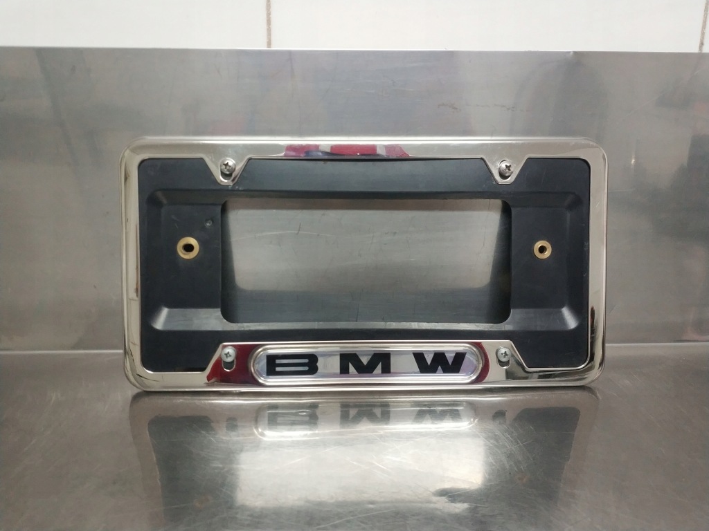 BMW X5 podstawa tablicy rejestracyjnej + CHROM