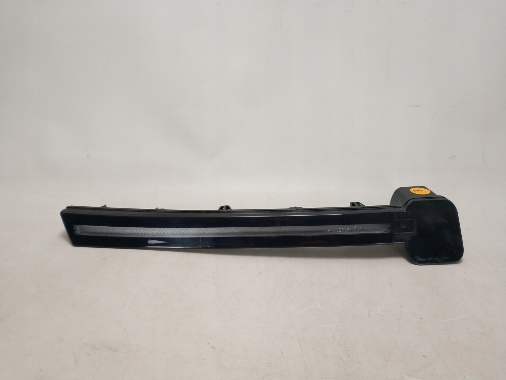 VW ID.3 10A grill atrapa podświetlenie ramki prawy