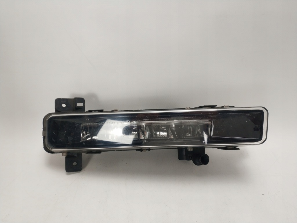 BMW 7 G 11 G12 halogen LED prawy 89250243. K-ce